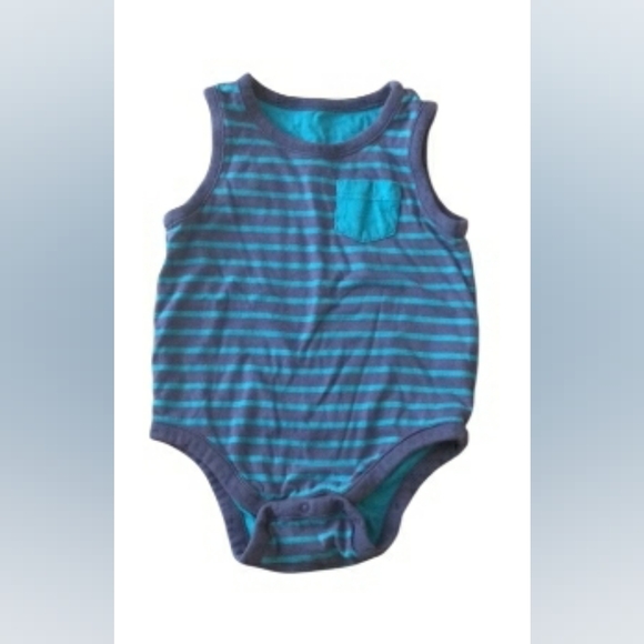 GAP Other - Baby Gap onesie/romper 18-24months 🥏